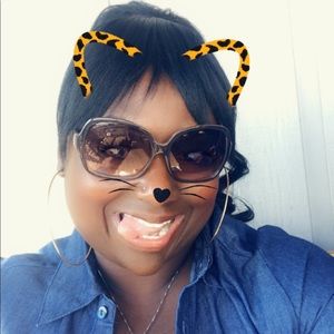 Meet your Posher, Nikki